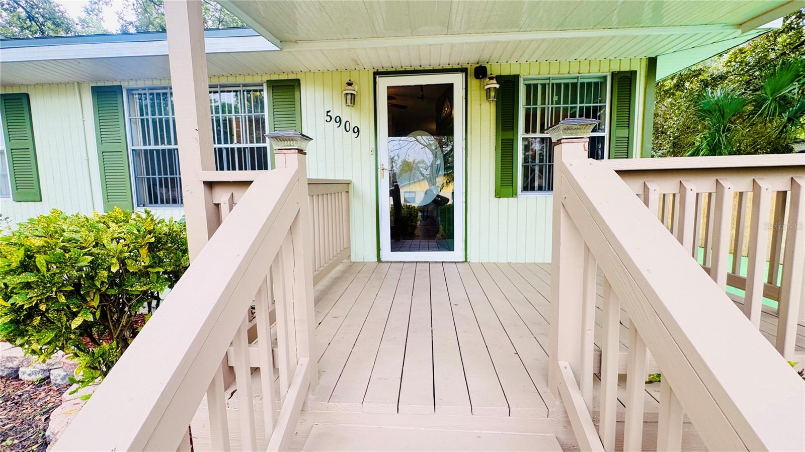 Image 2 of 29 For 5909 8th Avenue S