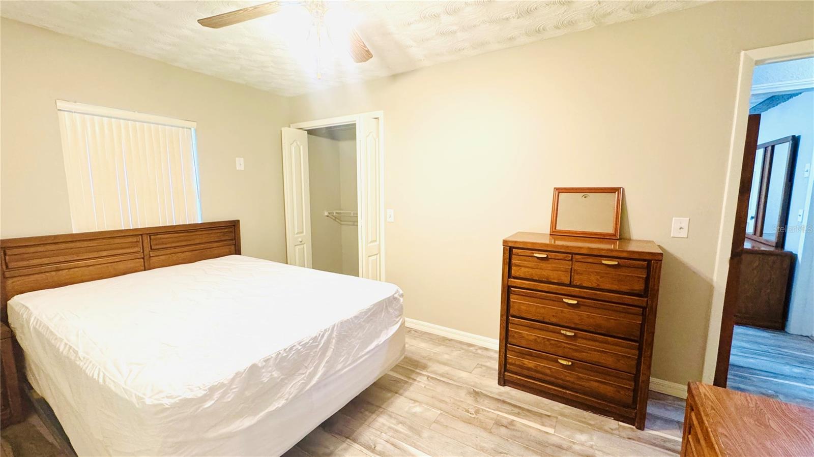 Image 21 of 29 For 5909 8th Avenue S