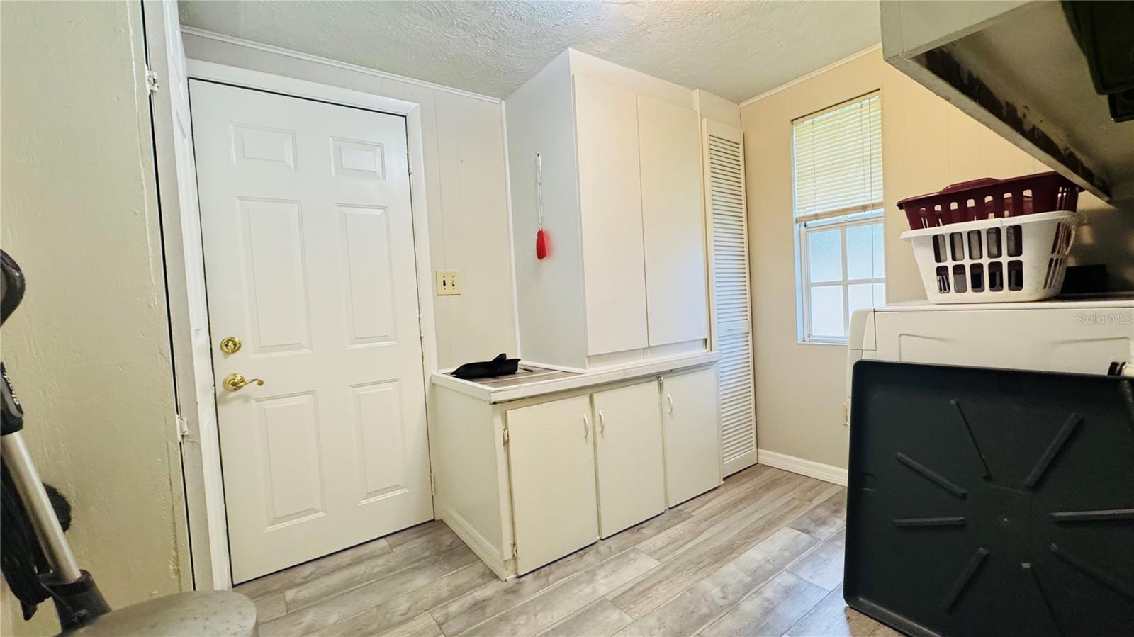 Image 9 of 29 For 5909 8th Avenue S