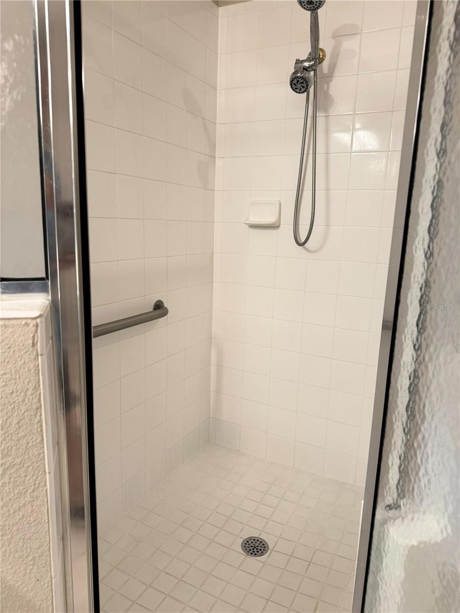 Image 63 of 86 For 417 Lake Butler Drive