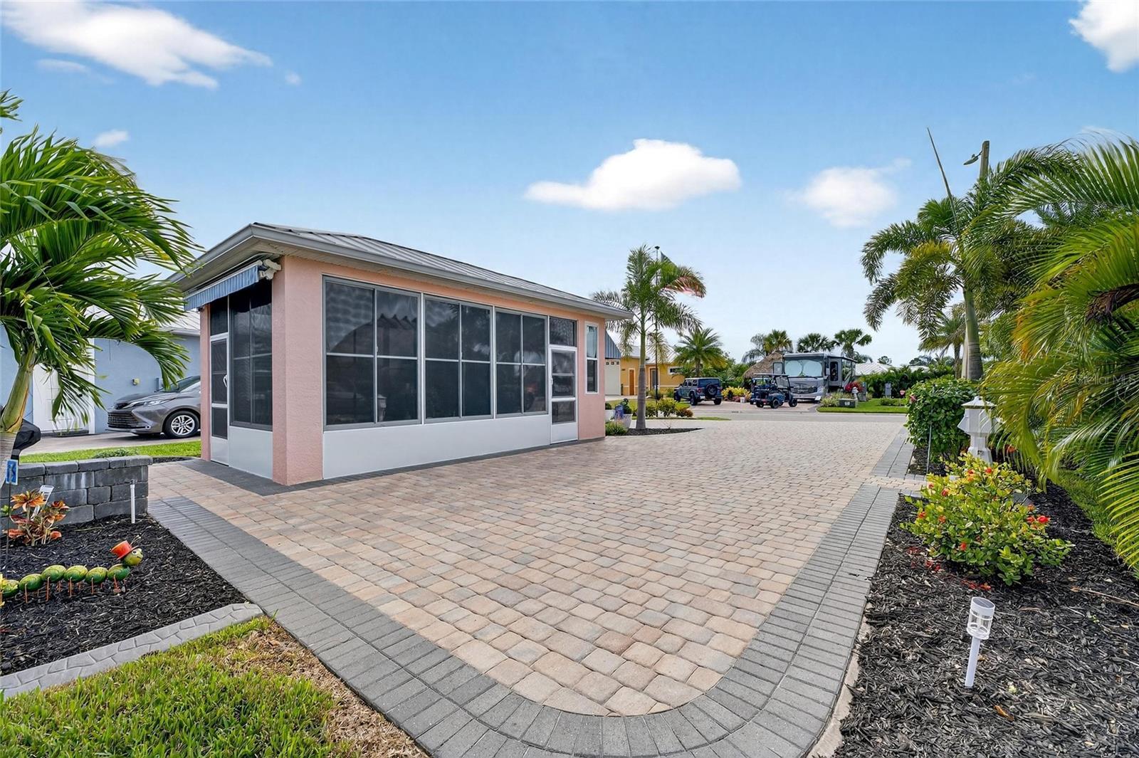 Image 12 of 54 For 3283 Red Tail Hawk Drive