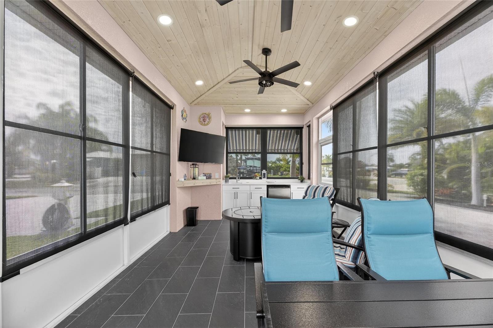 Image 23 of 54 For 3283 Red Tail Hawk Drive