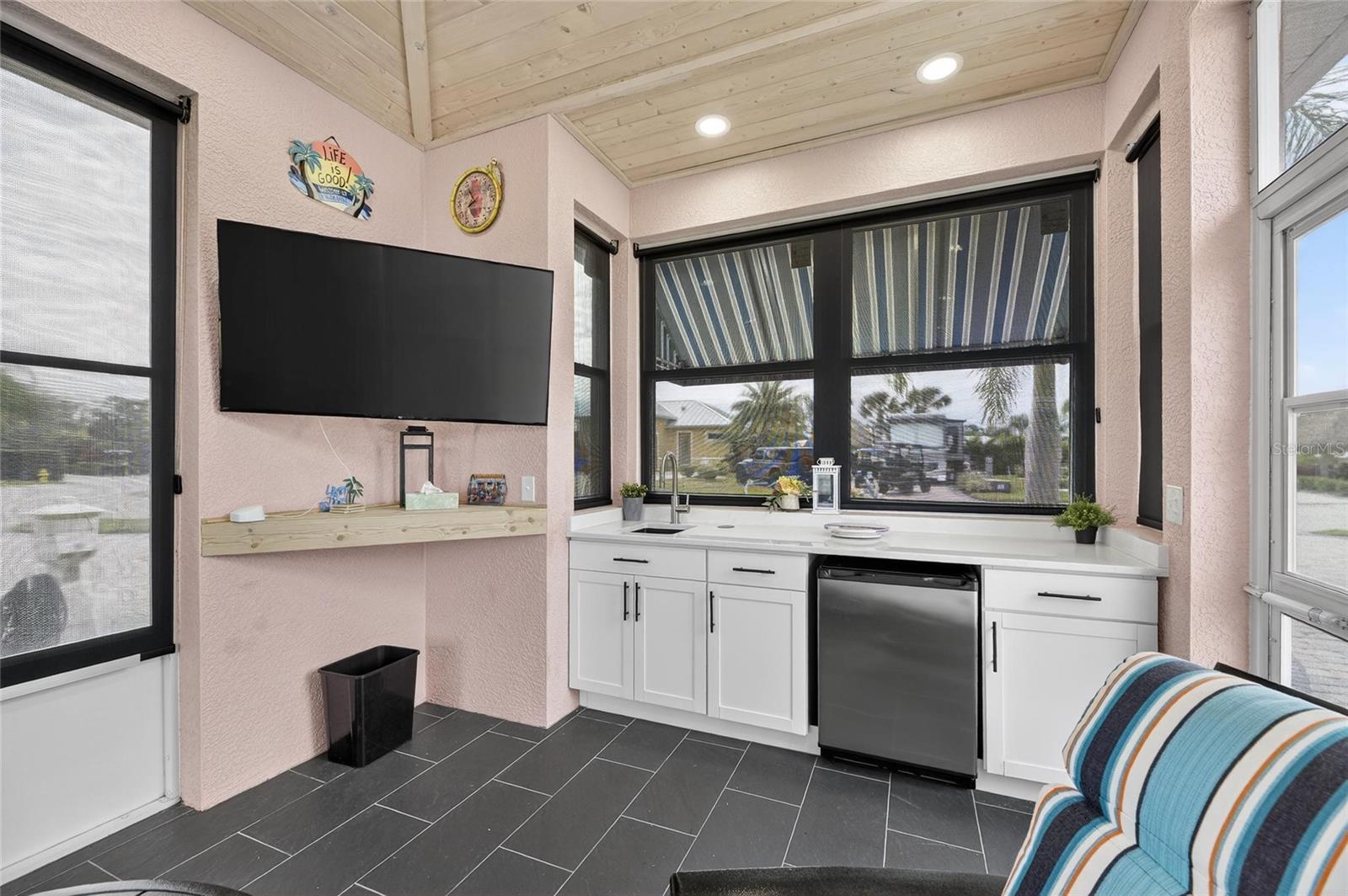 Image 29 of 54 For 3283 Red Tail Hawk Drive