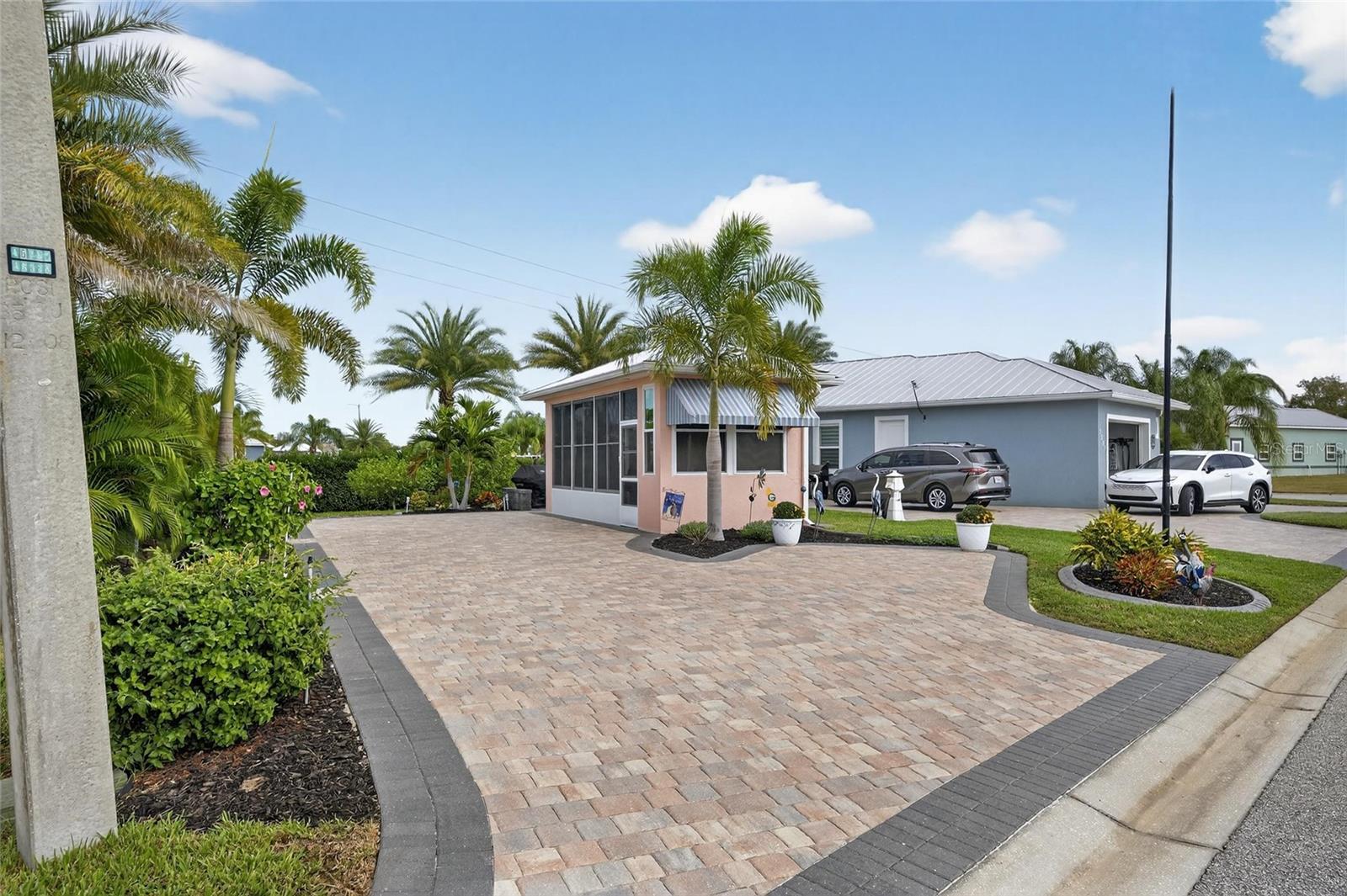 Image 3 of 54 For 3283 Red Tail Hawk Drive