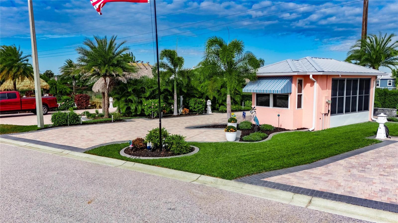 Image 34 of 54 For 3283 Red Tail Hawk Drive