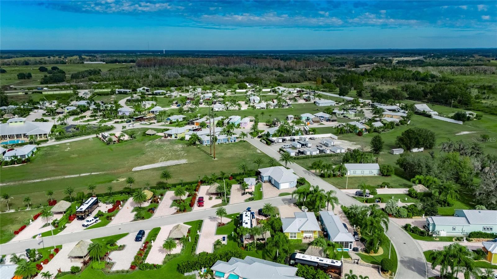 Image 48 of 54 For 3283 Red Tail Hawk Drive