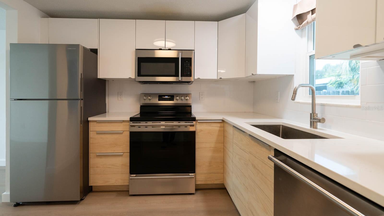 Image 16 of 49 For 2237 Michele Drive