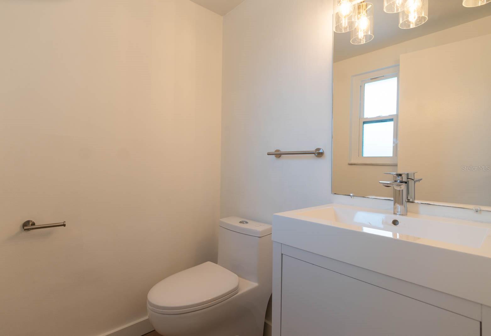 Image 17 of 49 For 2237 Michele Drive