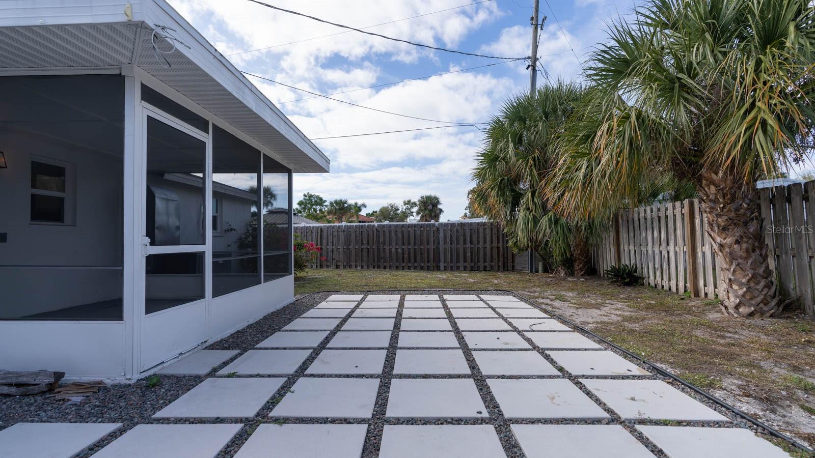 Image 31 of 49 For 2237 Michele Drive