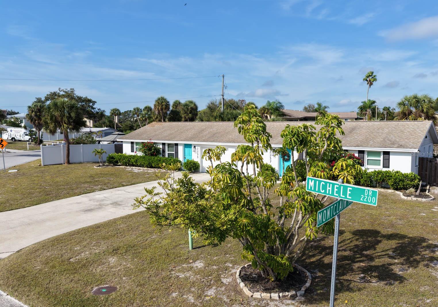 Image 38 of 49 For 2237 Michele Drive