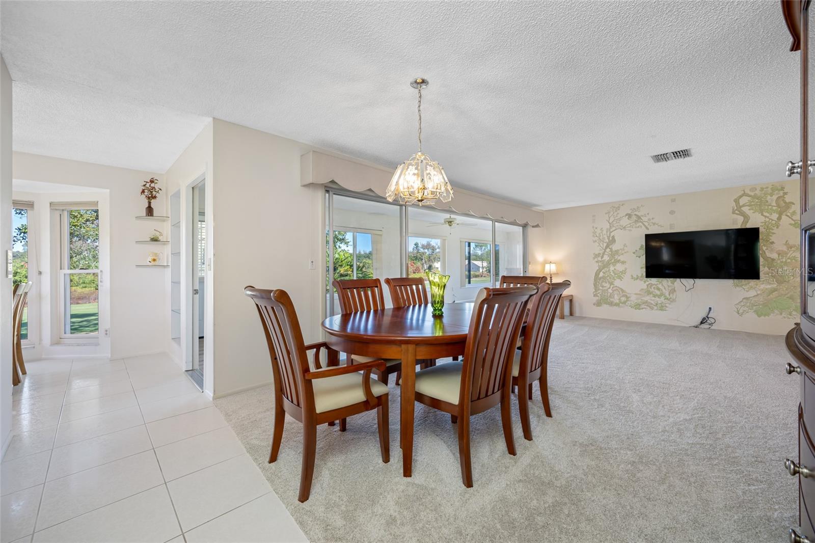 Listing photo id 10 for 3491 Links Court