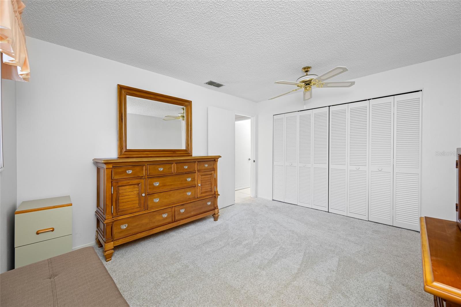 Listing photo id 15 for 3491 Links Court