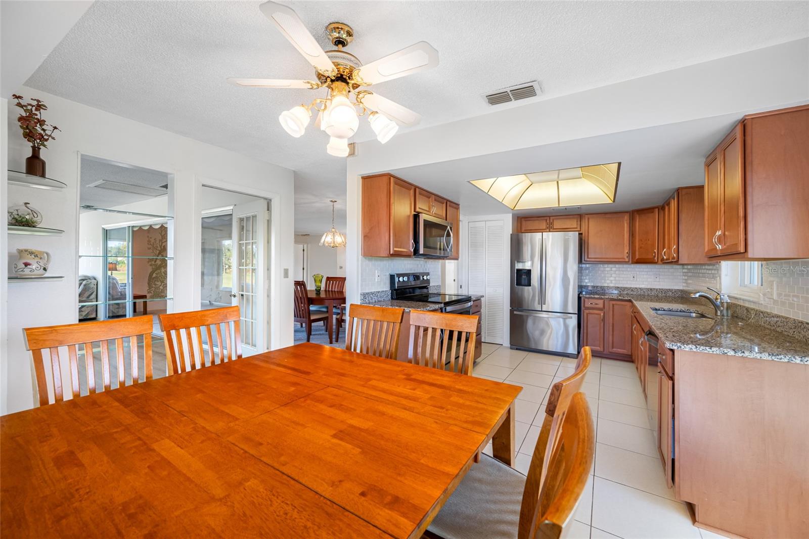 Listing photo id 23 for 3491 Links Court