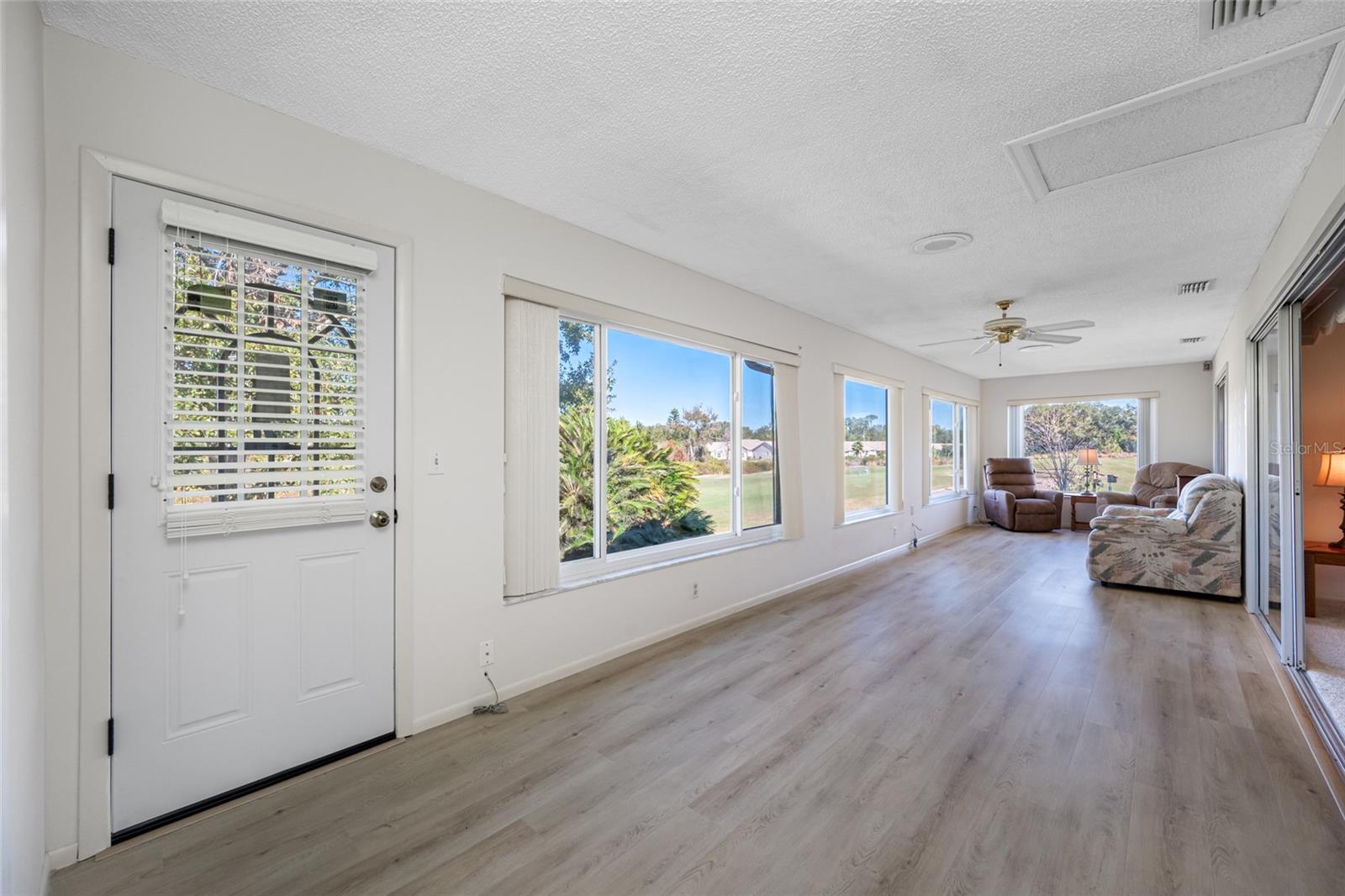 Listing photo id 27 for 3491 Links Court