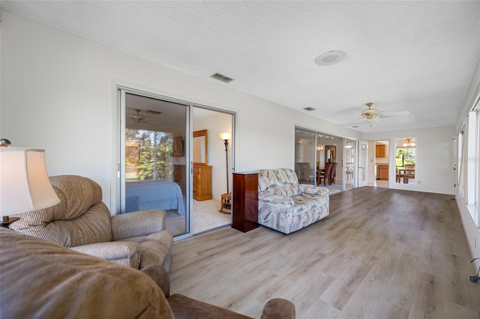 Listing photo id 30 for 3491 Links Court