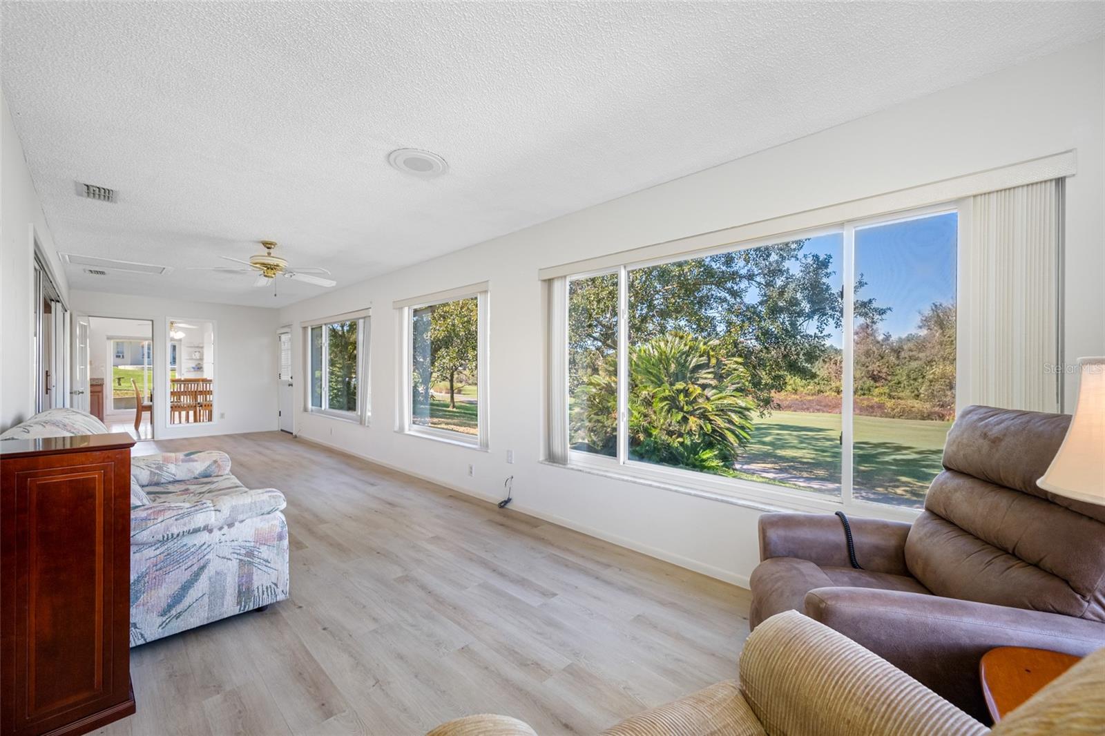 Listing photo id 31 for 3491 Links Court