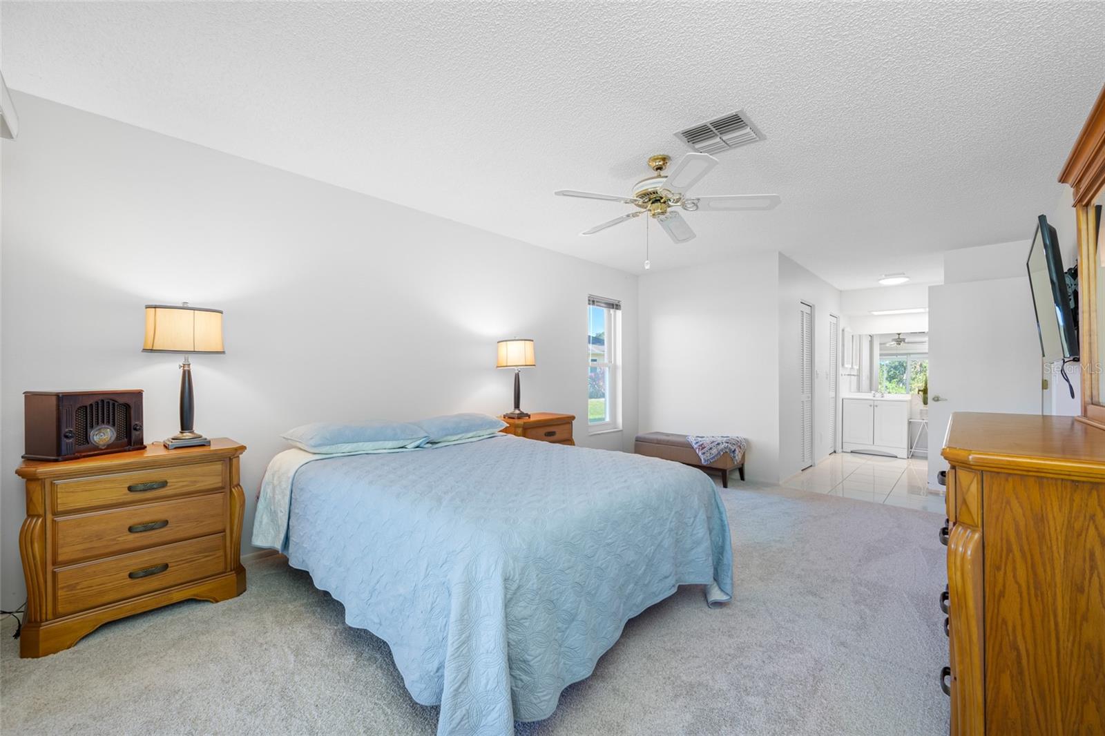 Listing photo id 35 for 3491 Links Court