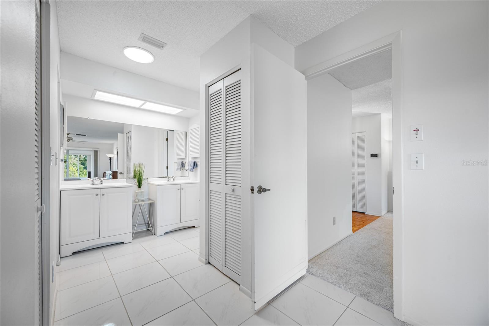 Listing photo id 37 for 3491 Links Court