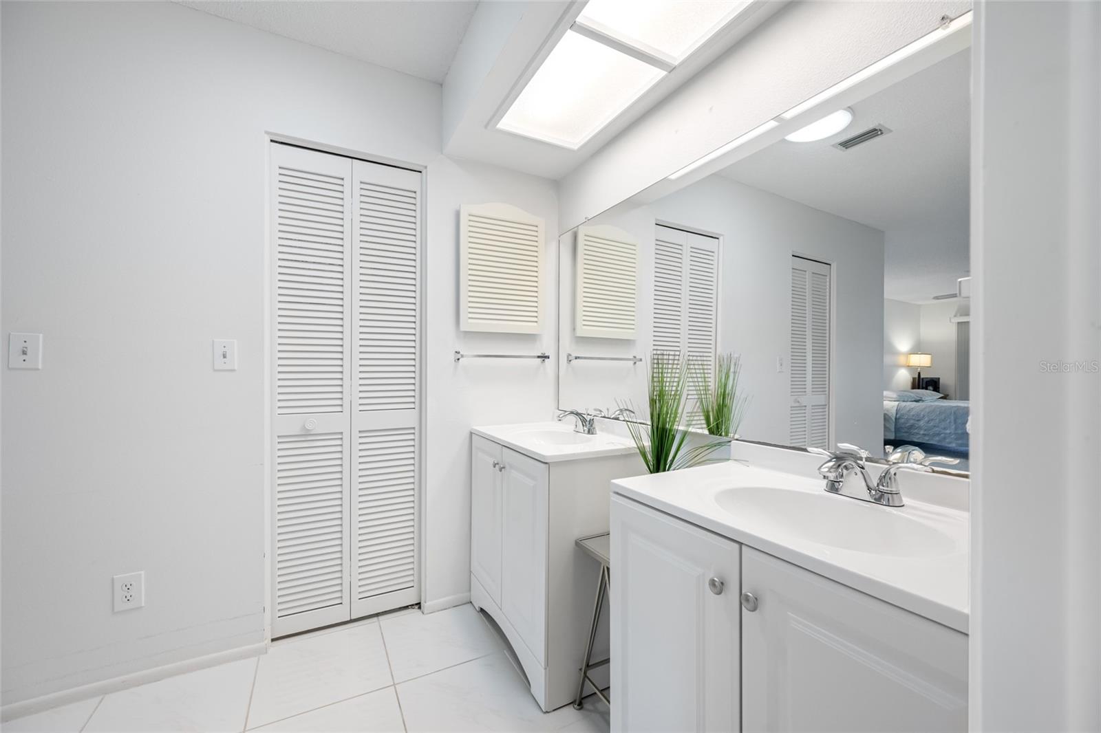 Listing photo id 39 for 3491 Links Court