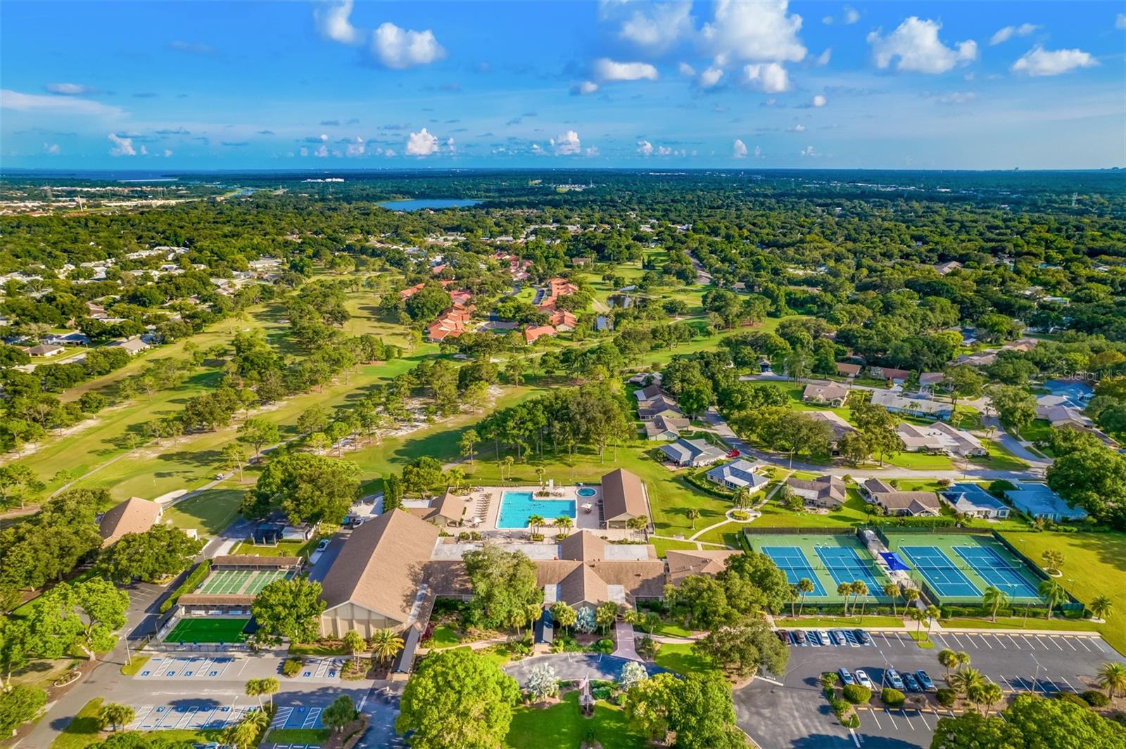 Listing photo id 49 for 3491 Links Court