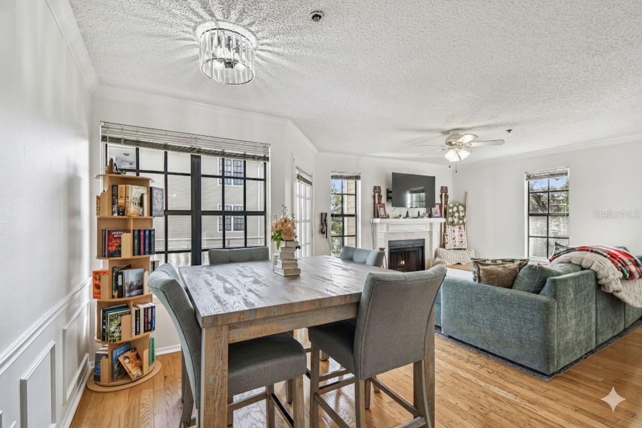 Listing photo id 12 for 1000 Horatio Street 212