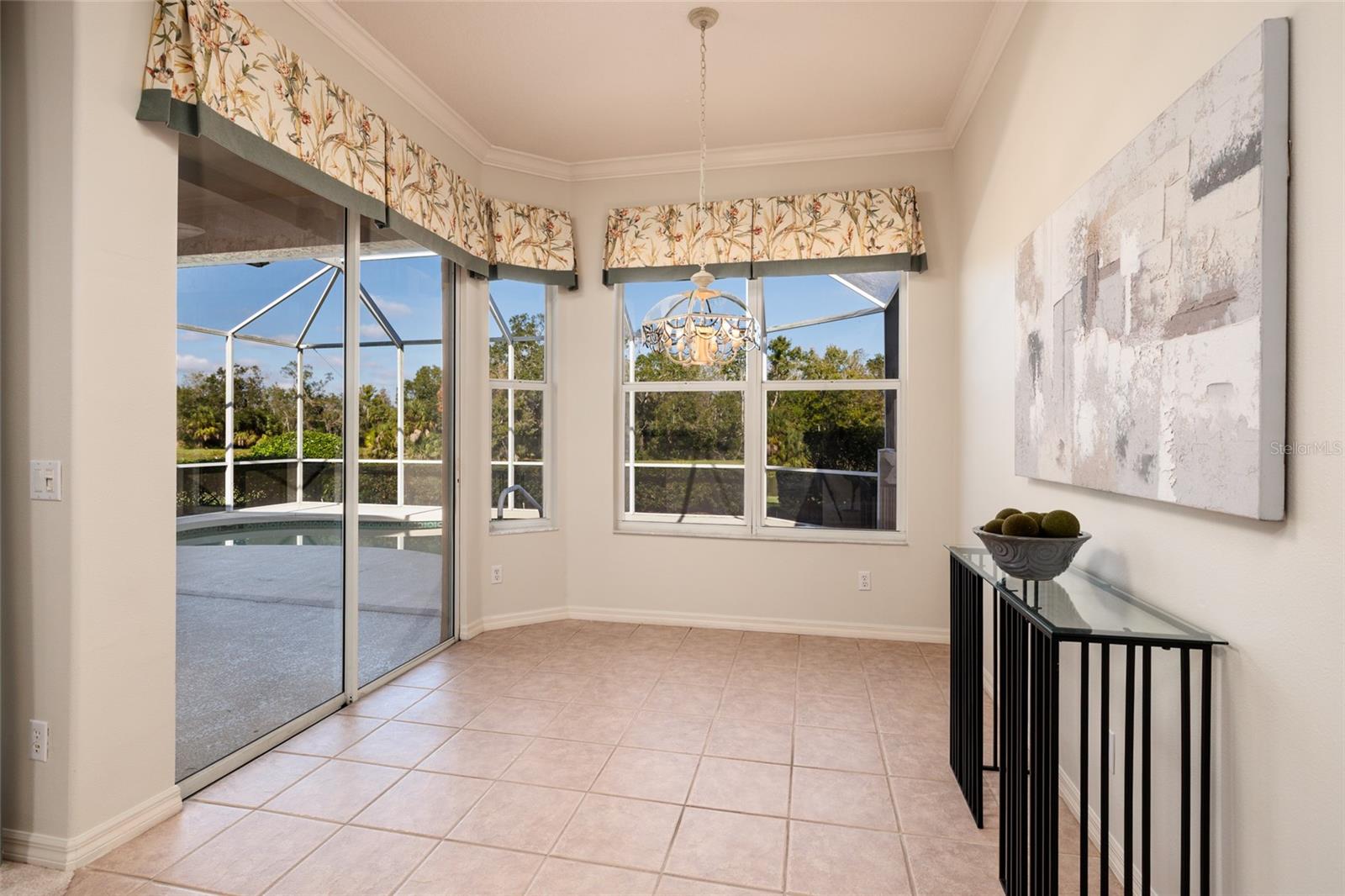 Image 14 of 82 For 4560 Legacy Court