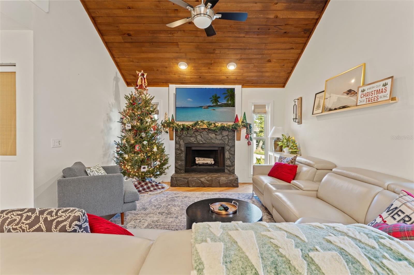 Image 11 of 70 For 720 Natalie Lane