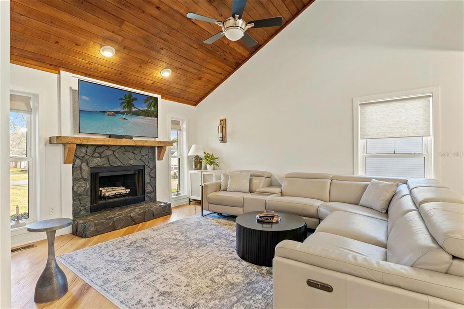 Image 13 of 70 For 720 Natalie Lane