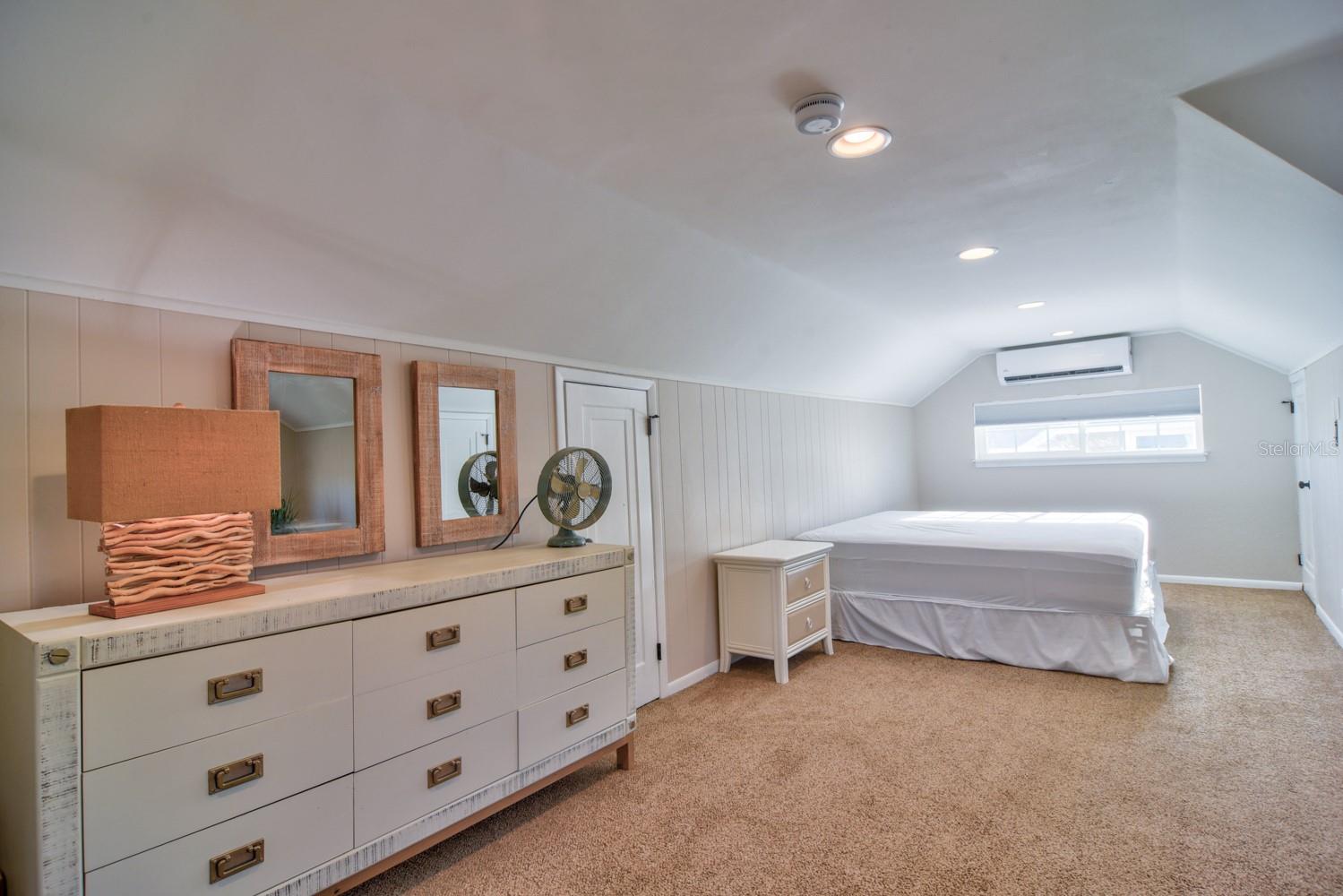 Image 40 of 56 For 15565 Gulf Boulevard