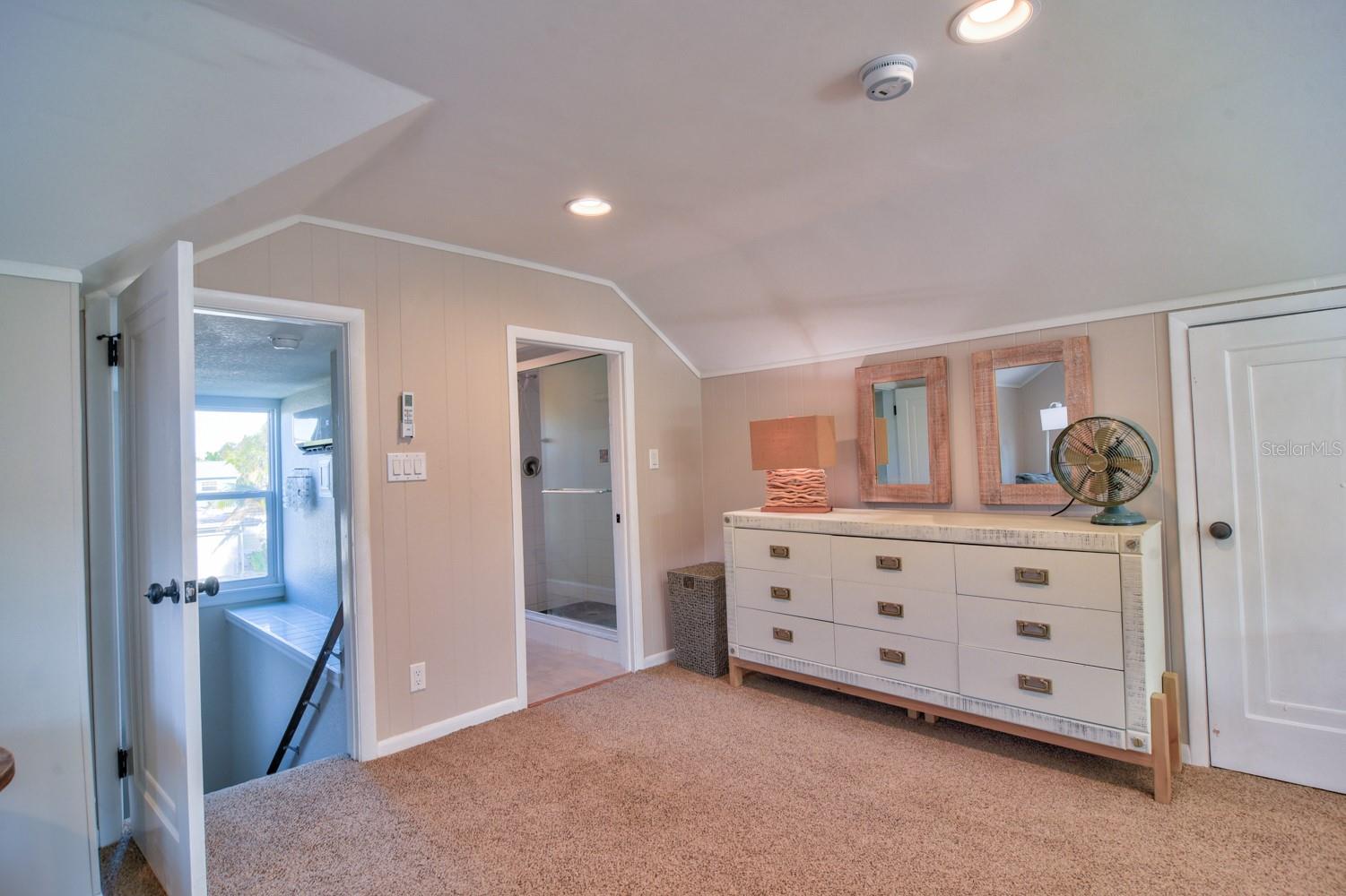 Image 45 of 56 For 15565 Gulf Boulevard