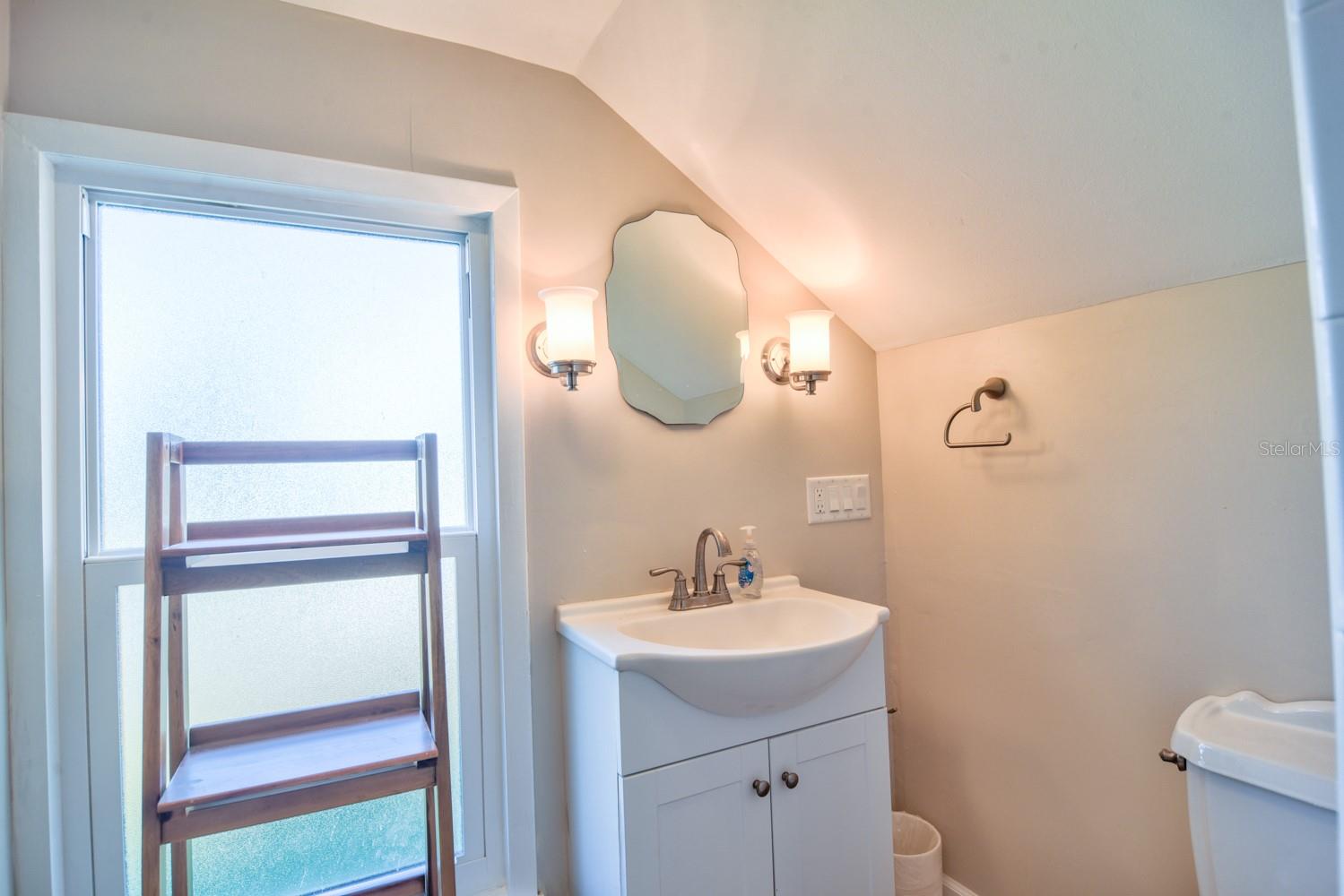 Image 47 of 56 For 15565 Gulf Boulevard