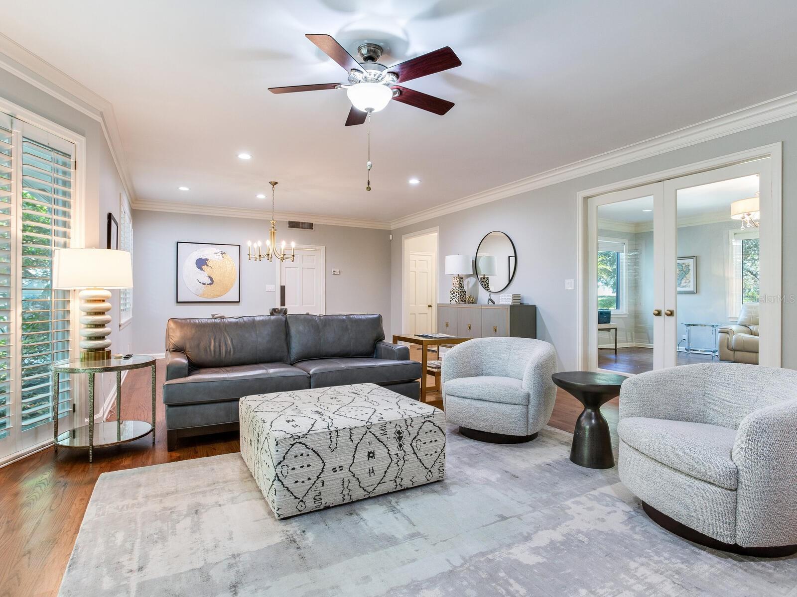 Image 4 of 36 For 3401 Almeria Avenue