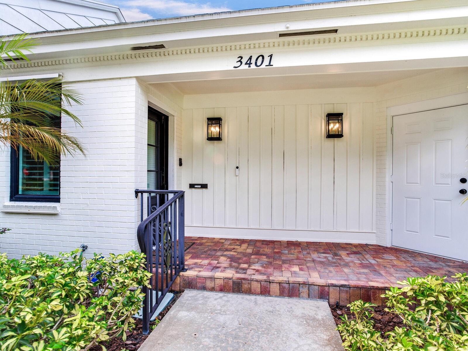 Image 8 of 36 For 3401 Almeria Avenue