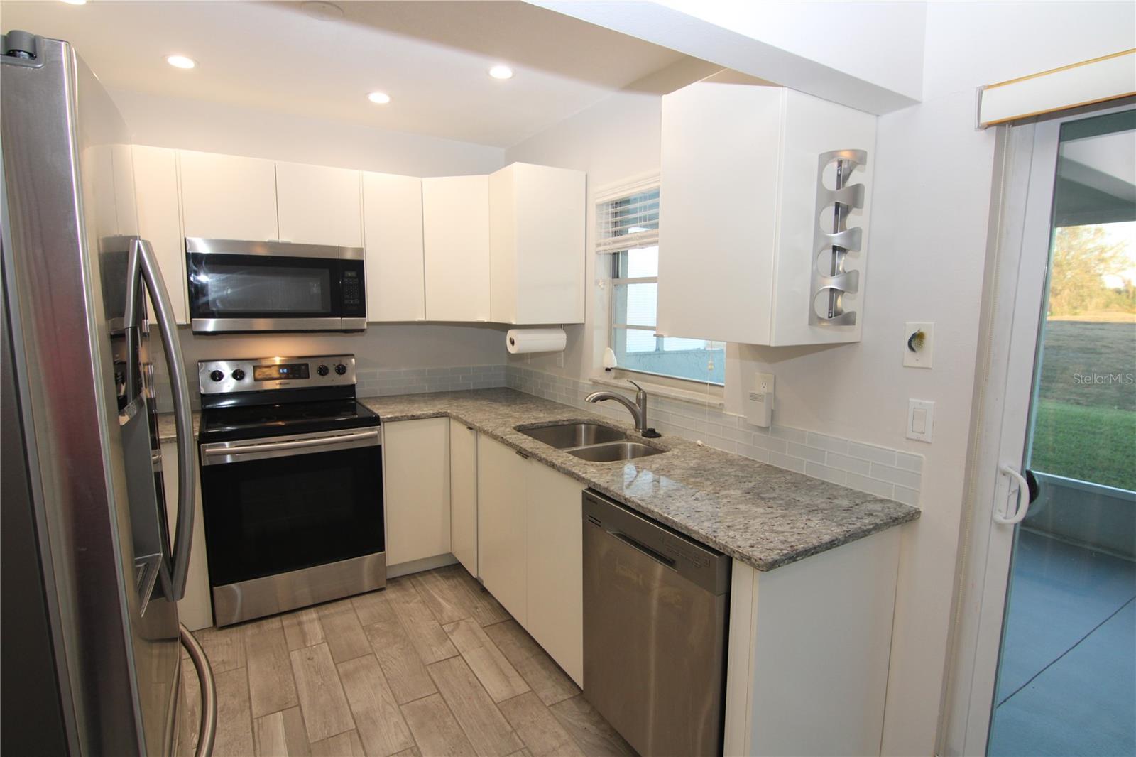 Image 5 of 19 For 1311 New Bedford Drive 0