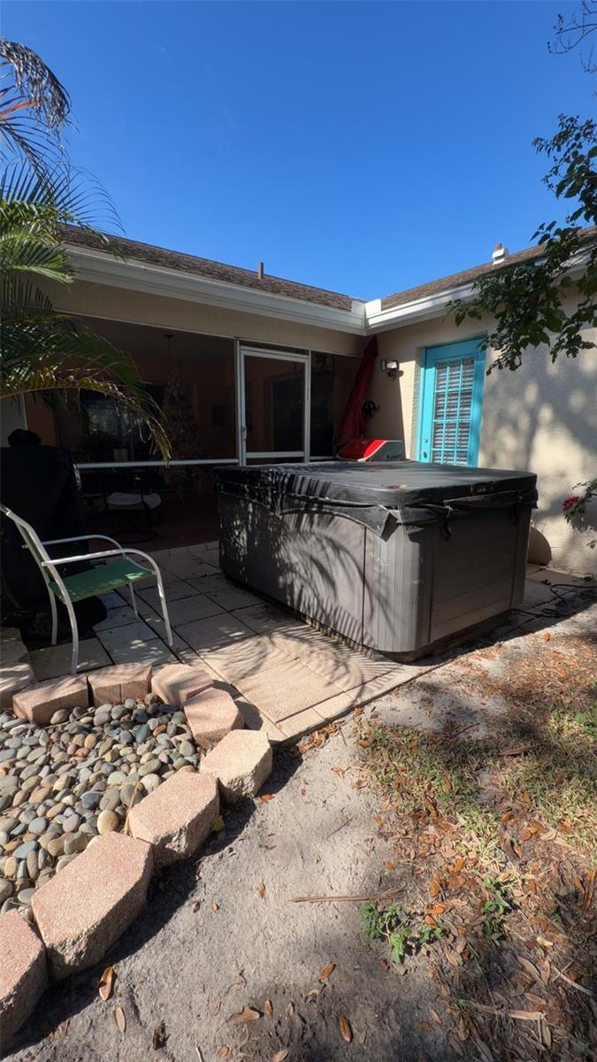 Image 40 of 41 For 6005 Promenade Court