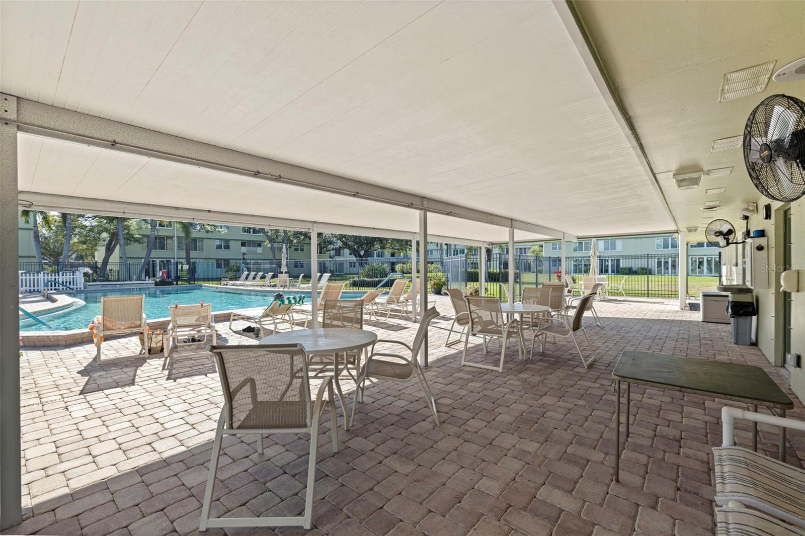 Image 28 of 30 For 4890 Bay Street Ne 330