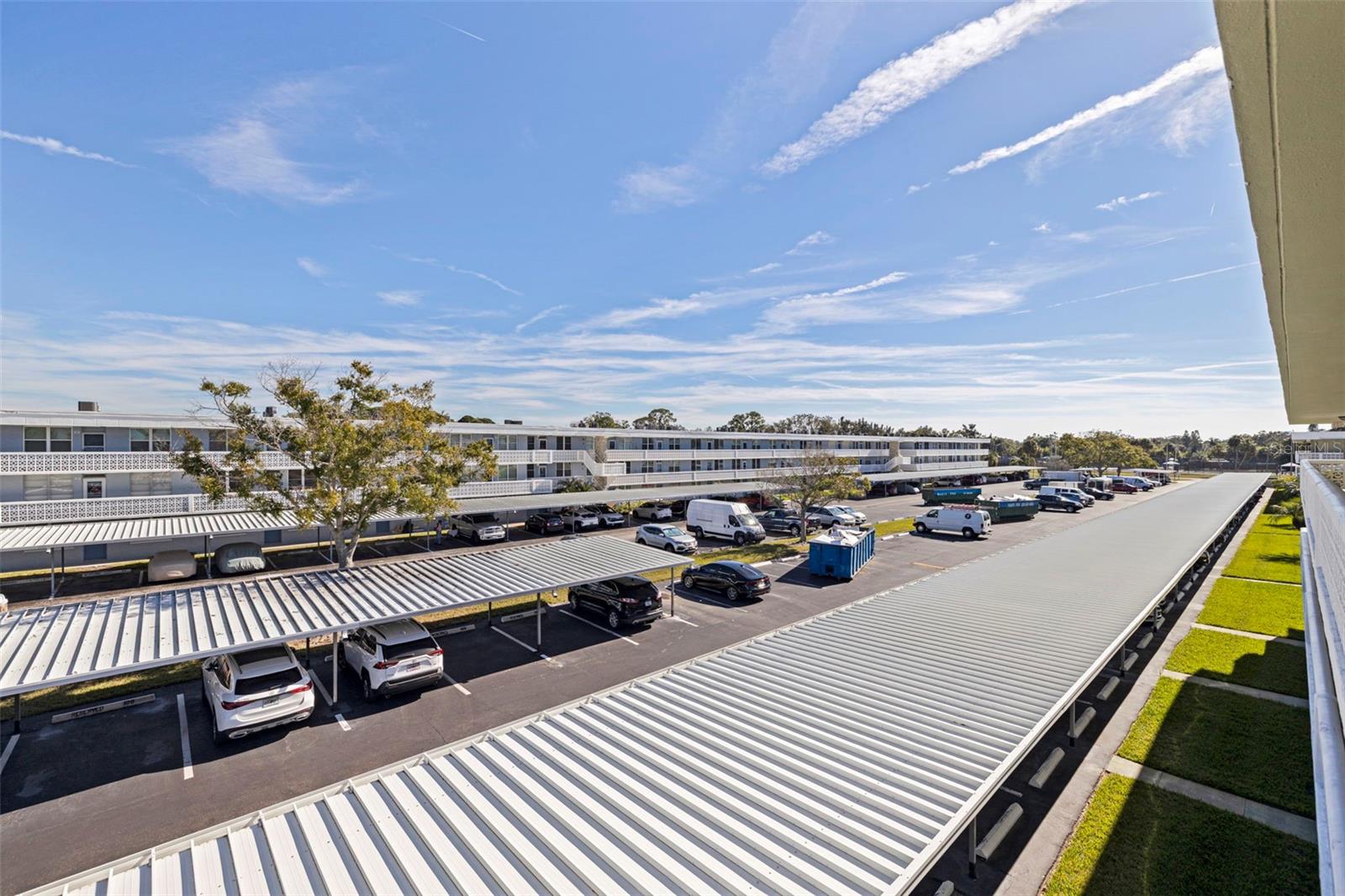 Image 8 of 30 For 4890 Bay Street Ne 330