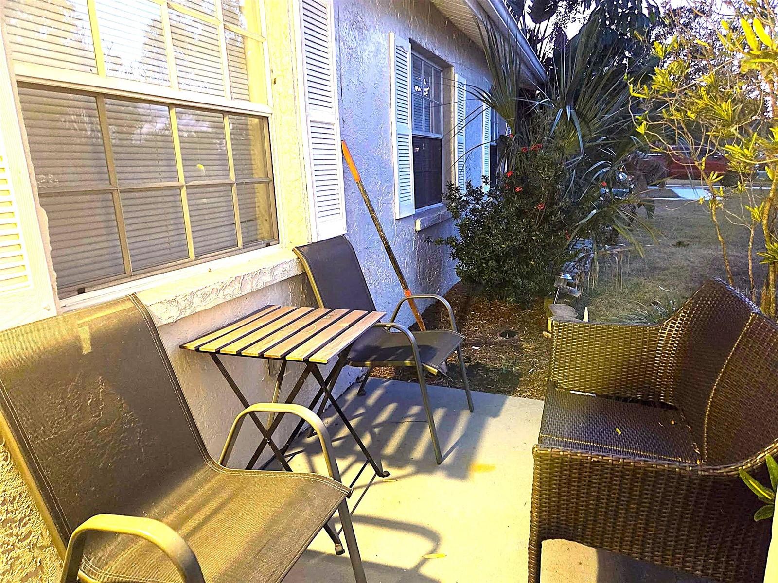 Listing photo id 19 for 8024 Candlewoode Drive