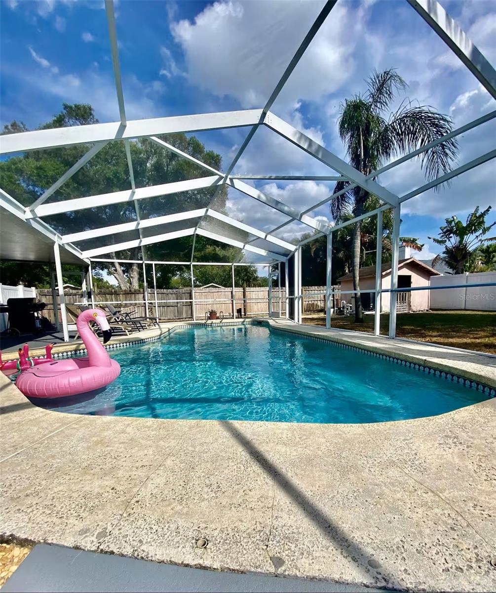 Listing photo id 33 for 8024 Candlewoode Drive