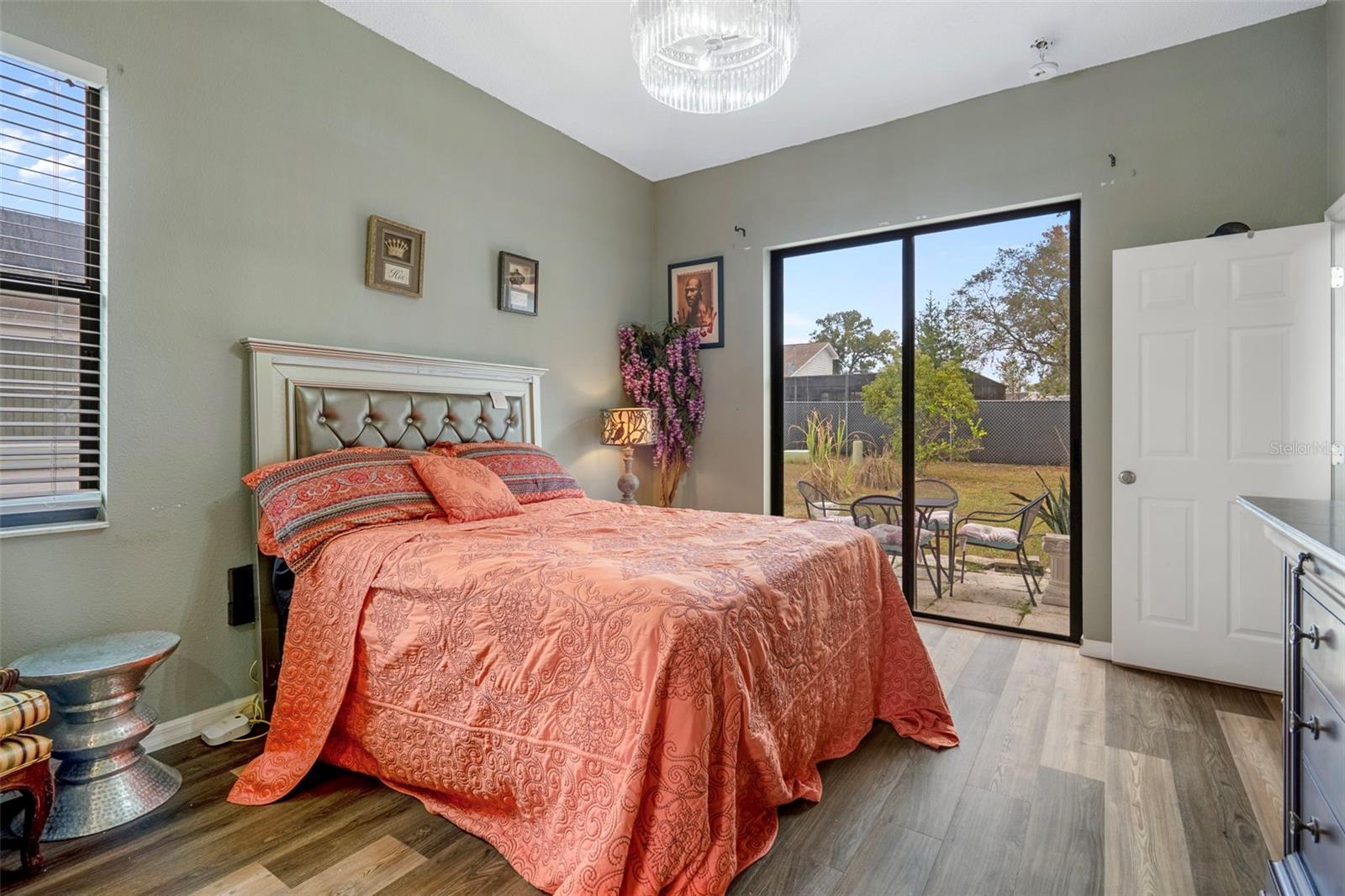 Image 20 of 38 For 4401 Plumosa Street