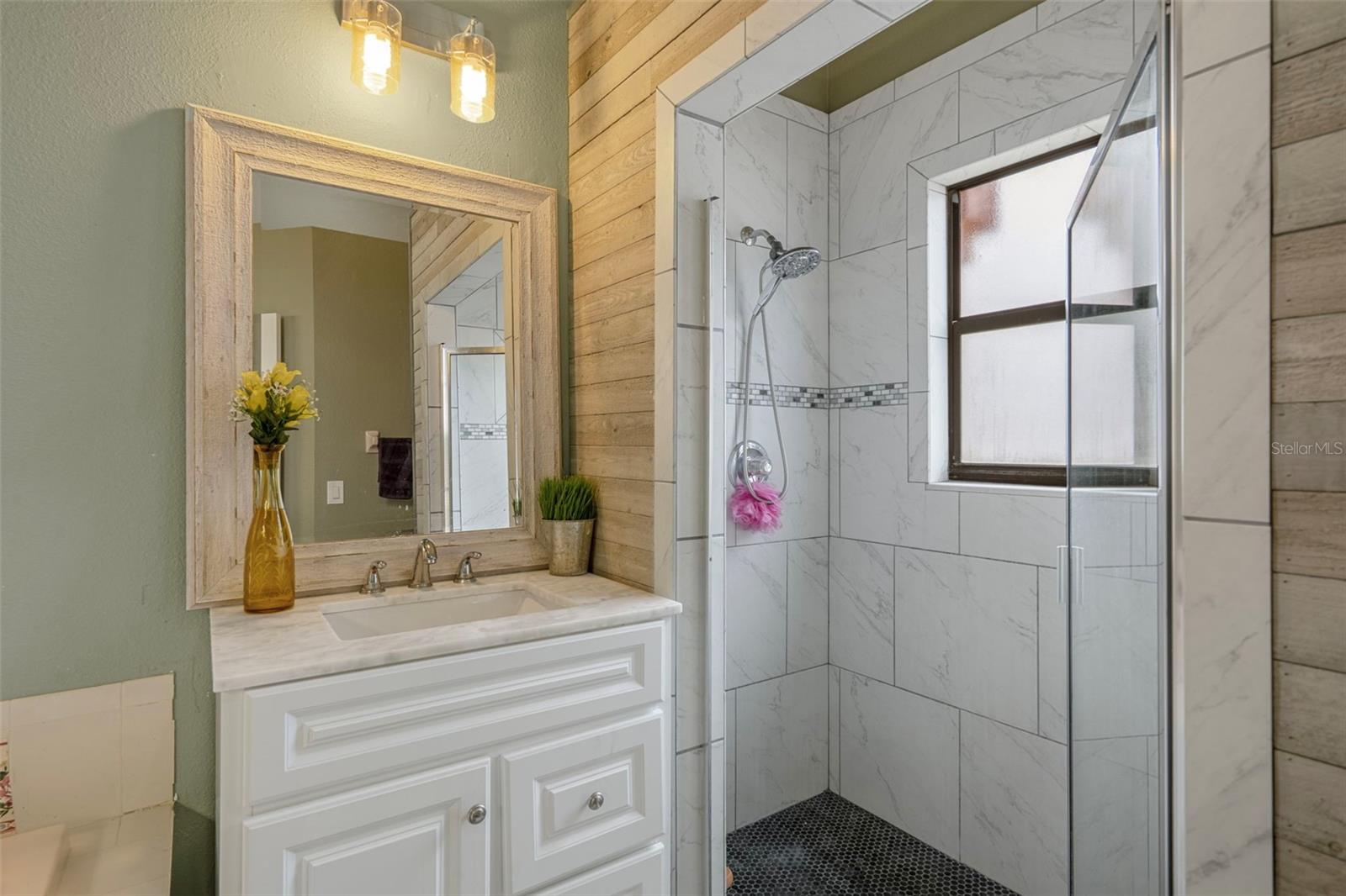 Image 24 of 38 For 4401 Plumosa Street