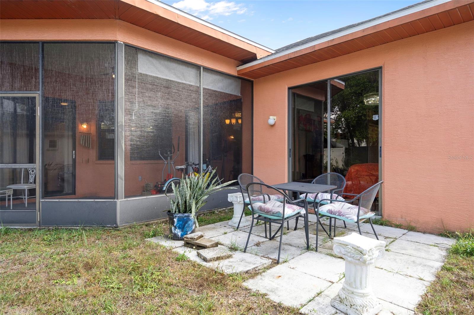 Image 34 of 38 For 4401 Plumosa Street