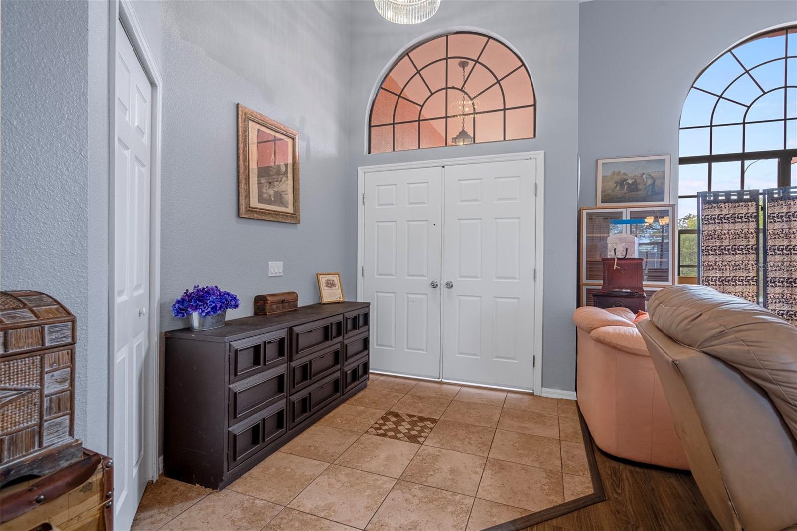 Image 4 of 38 For 4401 Plumosa Street