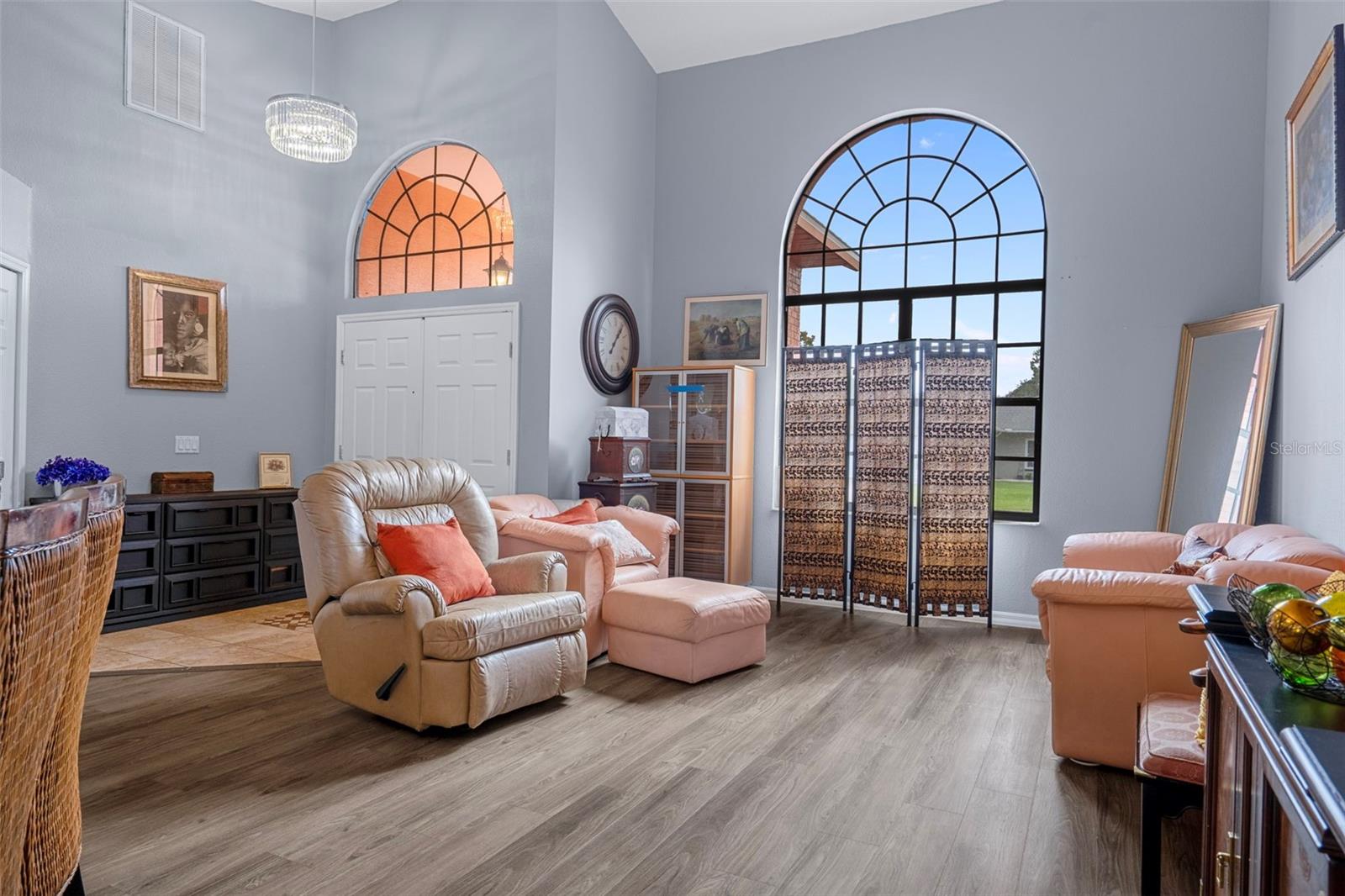 Image 6 of 38 For 4401 Plumosa Street