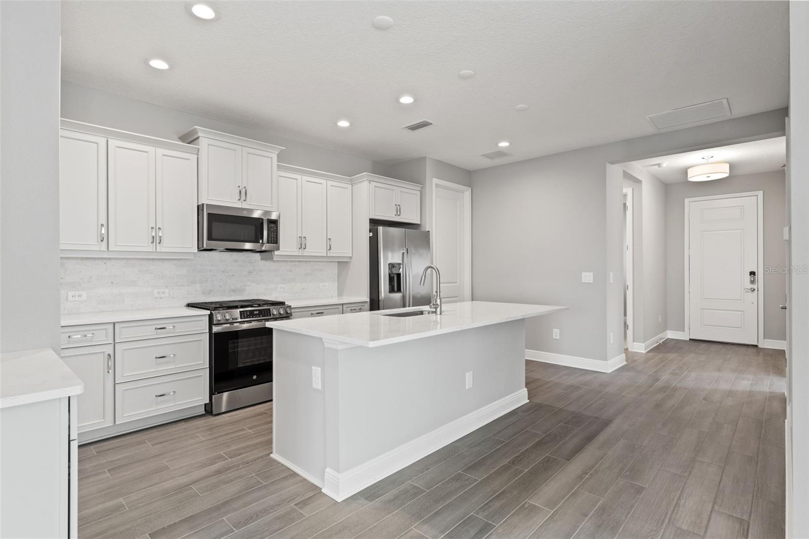 Image 8 of 42 For 2126 Sylvester Palm Lane