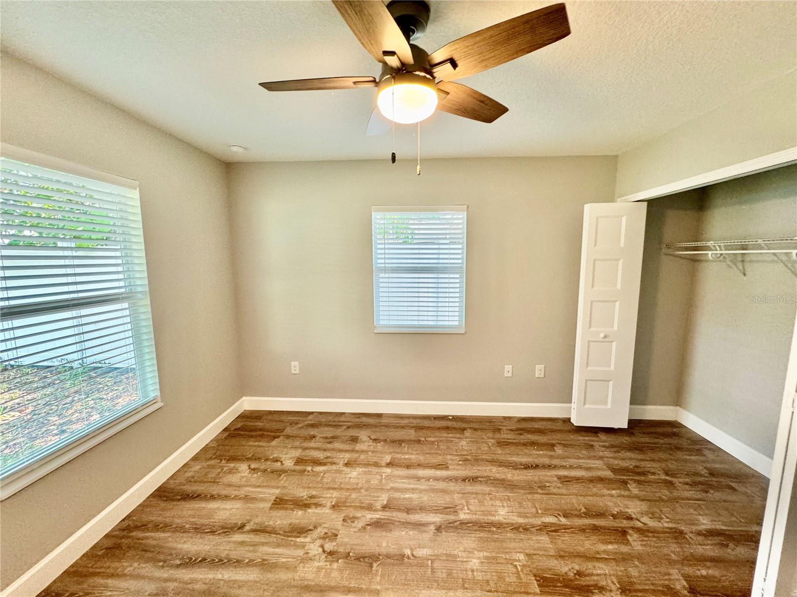 Listing photo id 32 for 1493 Cleveland Street