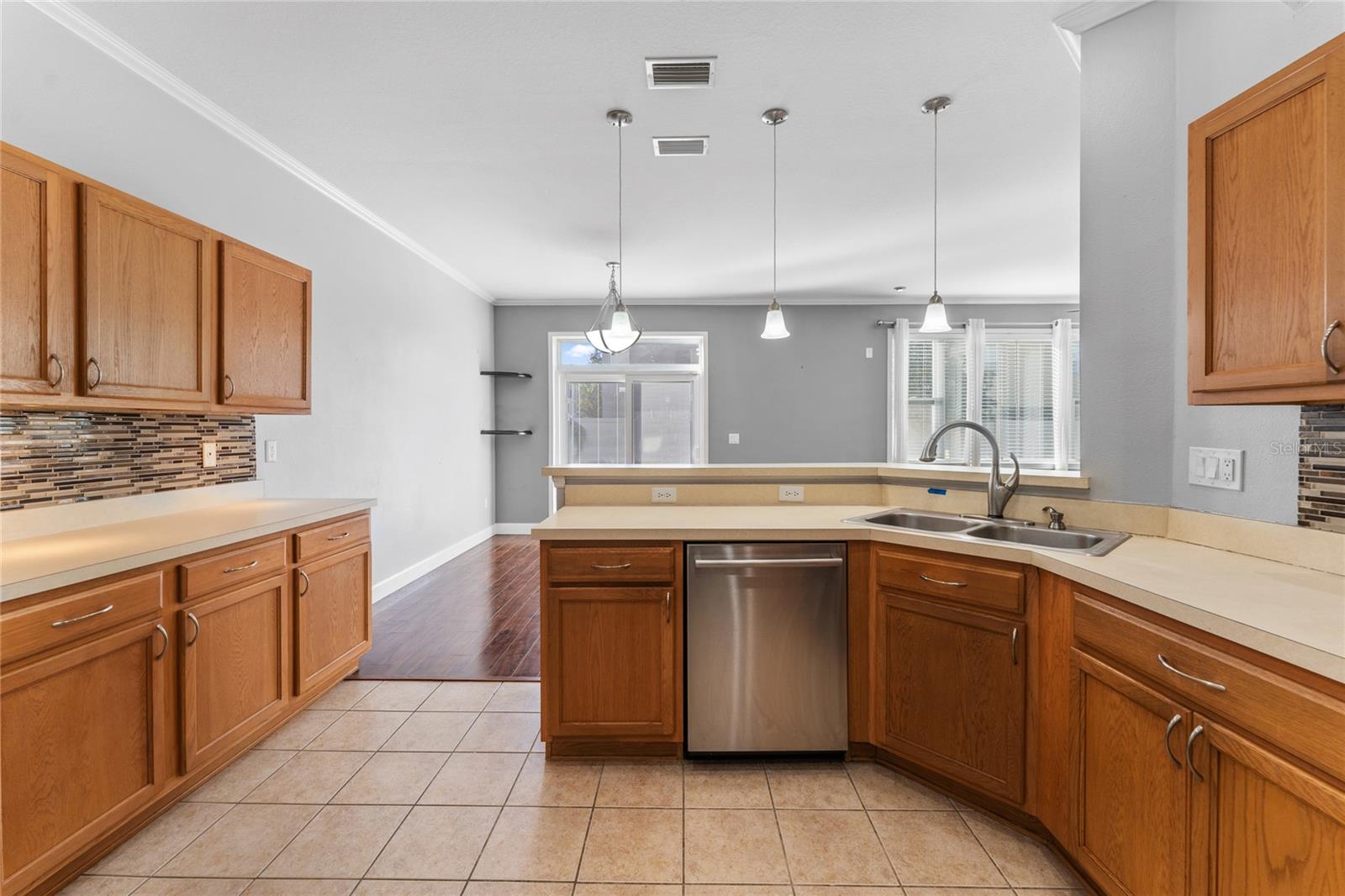 Image 14 of 44 For 9135 Mirah Wind Place