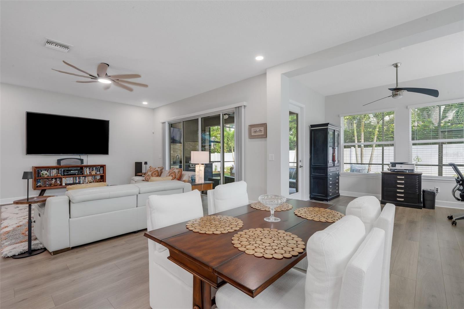 Image 16 of 60 For 1473 Aberdeen Oaks Drive