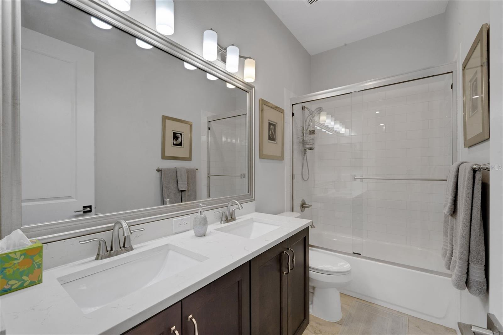 Image 33 of 60 For 1473 Aberdeen Oaks Drive