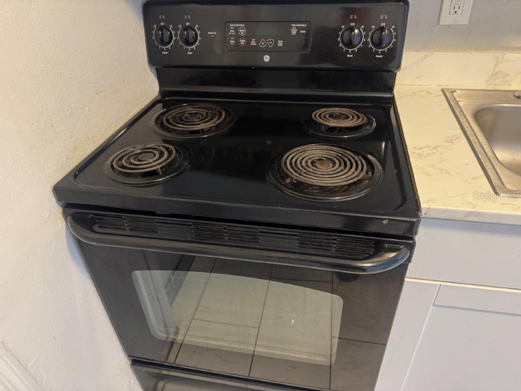 Image 10 of 20 For 1405 Holland Avenue A